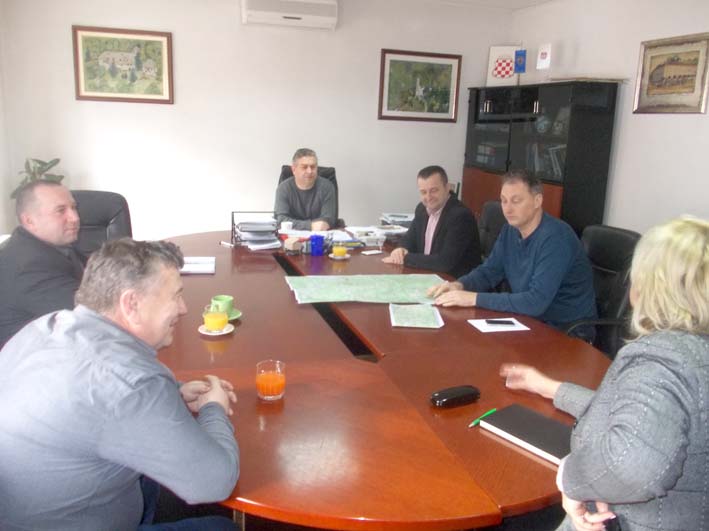 Sastanak na temu poboljšanja napajanja električnom energijom